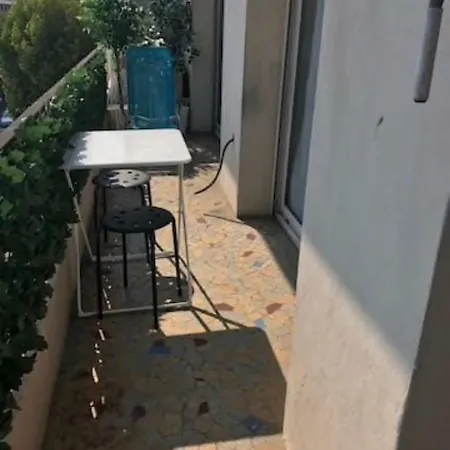Apt + Terrasse Proche Mer Et Gare Apartamento *