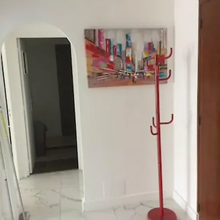 Apartamento Apt + Terrasse Proche Mer Et Gare Antibes